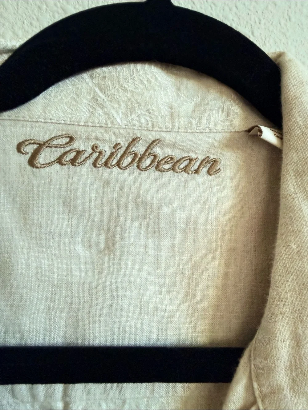 EUC 100% linen Caribbean Short Sleeve Camp Shirt in Light Beige - Picture 2 of 7